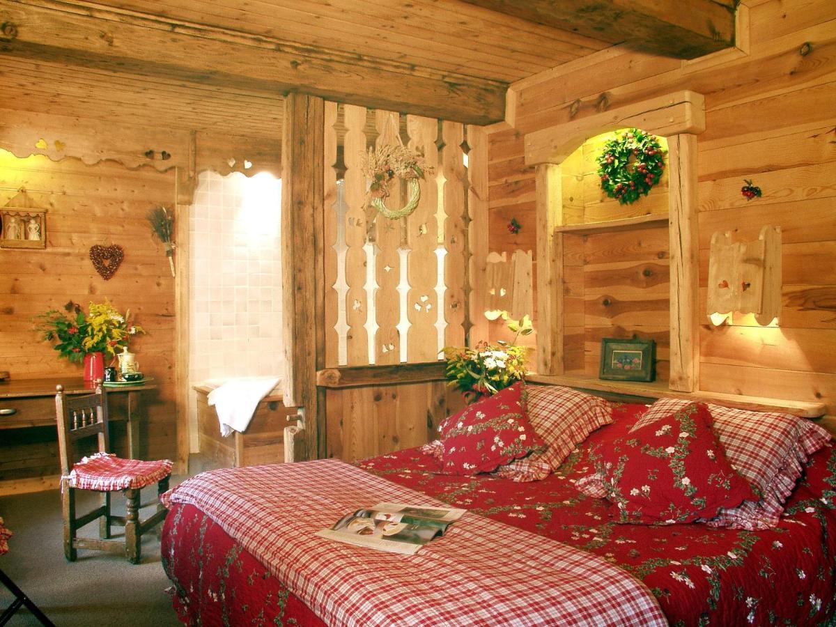 Les Chalets-Hotel De La Croix-Fry Манигод Стая снимка
